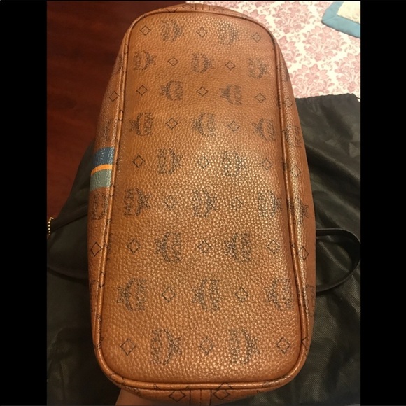 🔥1 DAY SALE ONLY🔥 LIMITED EDITION MCM - Picture 2 of 8